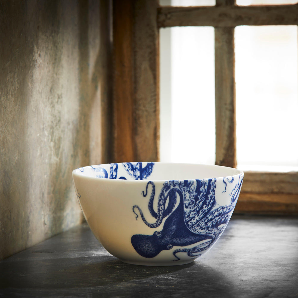 Lucy Table for 12 image 4
