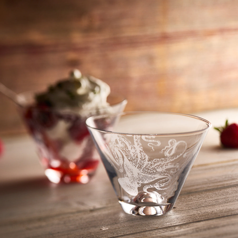 Lucy Stemless Martini Glasses image 3