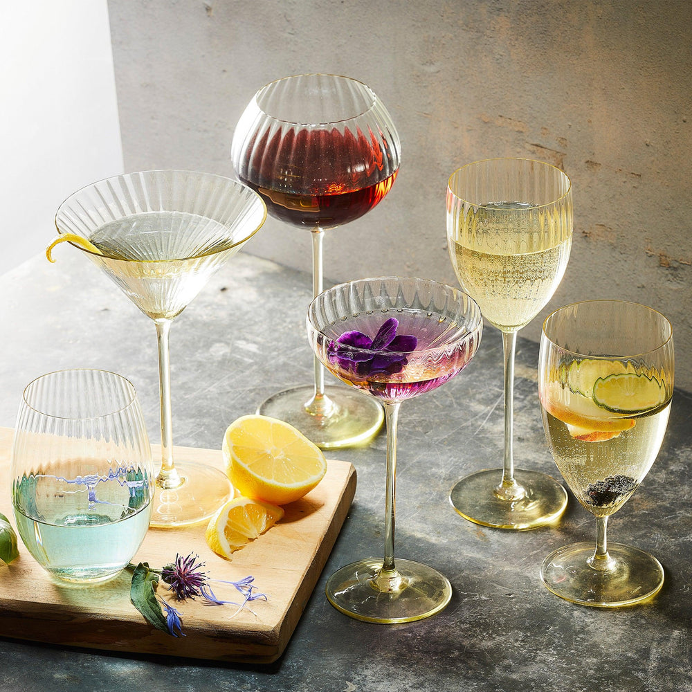 Quinn Citrine White Wine Glasses image 4
